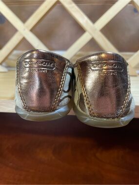Coach -Authenticated by “Authenticated First” Ballets Flats Women’s Sz 7.5
